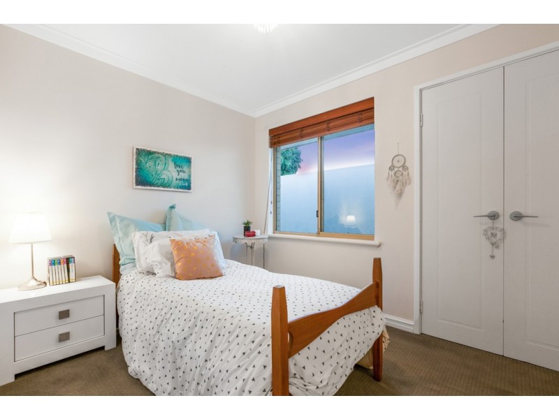 2 Carrello Circuit, Coogee WA 6166