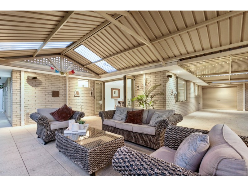 2 Carrello Circuit, Coogee WA 6166