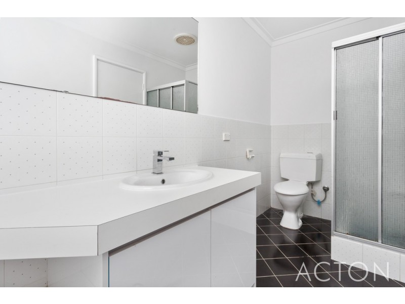 10 Browning Way, Munster WA 6166