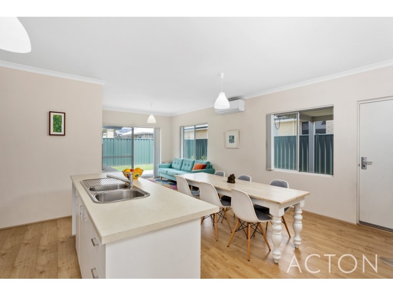 18 Student Loop, Coolbellup WA 6163