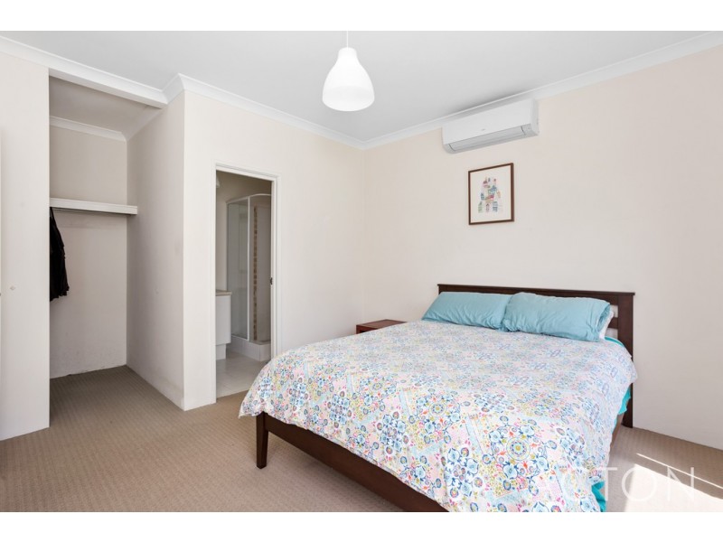 18 Student Loop, Coolbellup WA 6163