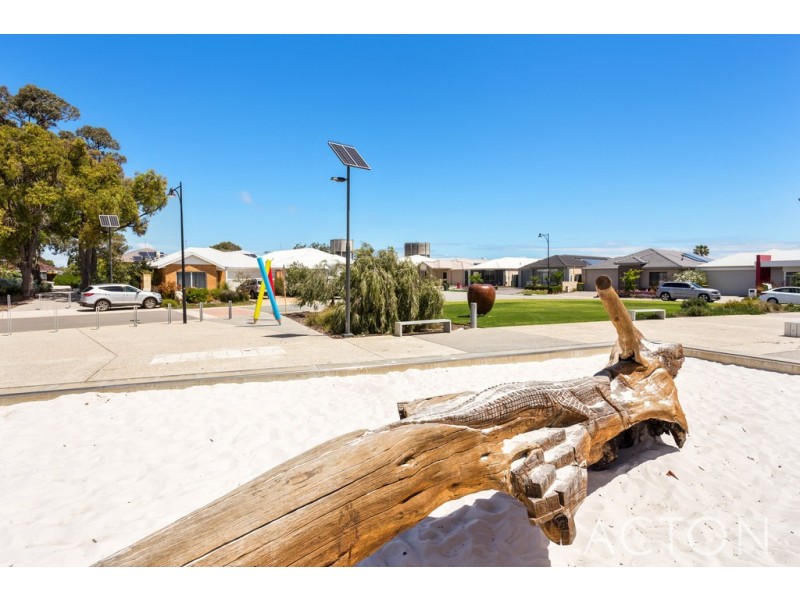 18 Student Loop, Coolbellup WA 6163