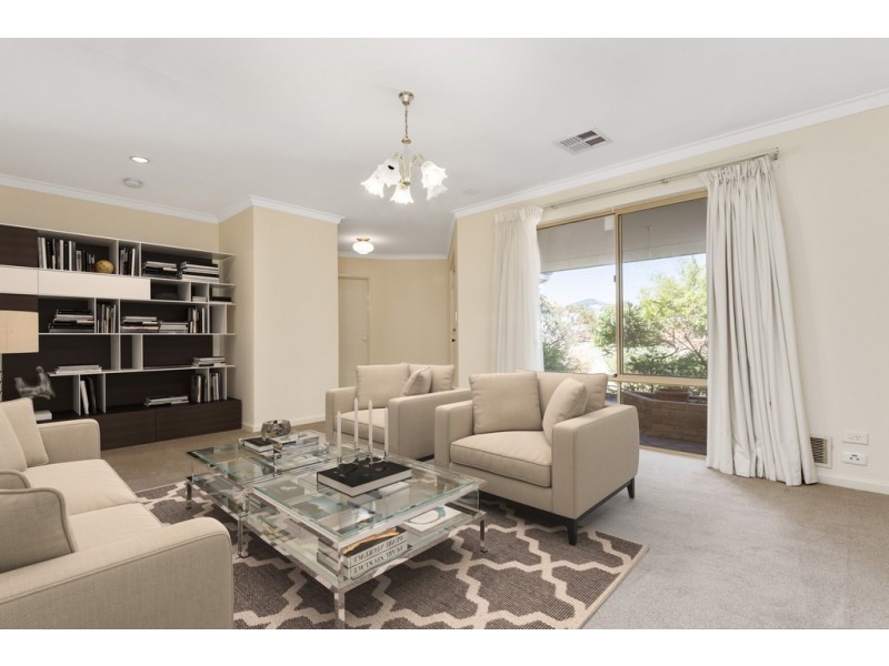 5 Nancy Way, Coogee WA 6166