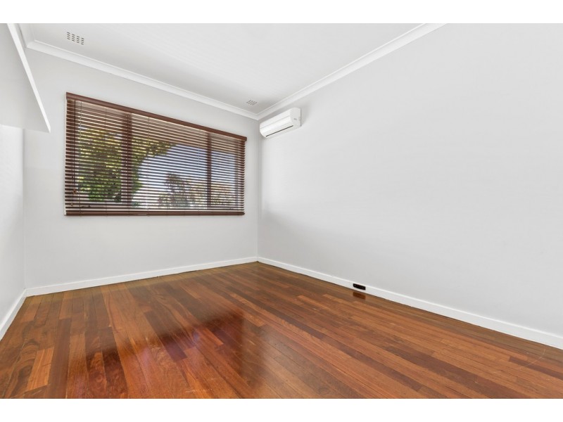 36 Hartley Street, Coolbellup WA 6163