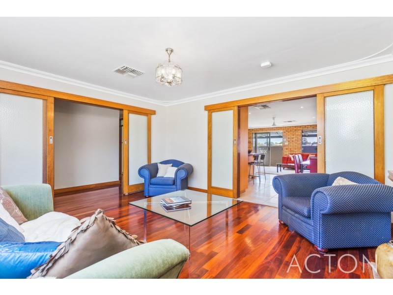 9 Fortini Court, Hamilton Hill WA 6163