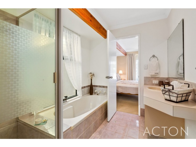 12 Spiller Street, Hamilton Hill WA 6163