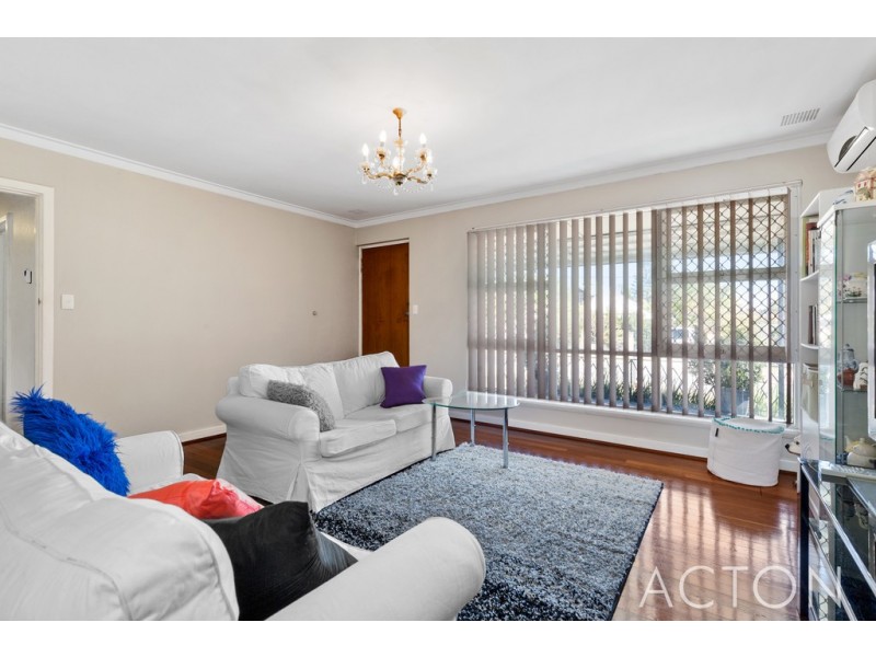 42 Edeline Street, Spearwood WA 6163