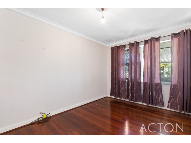 42 Edeline Street, Spearwood WA 6163