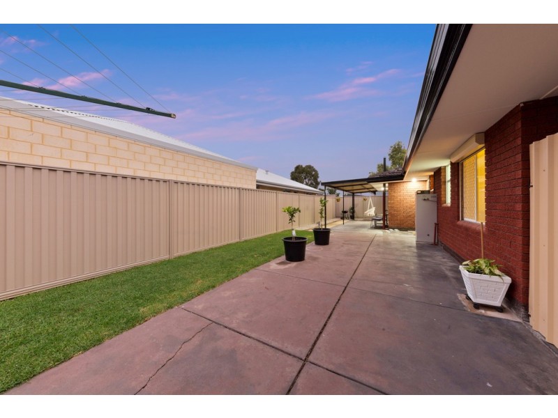 62 Hamilton Road, Hamilton Hill WA 6163