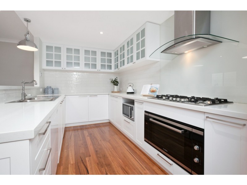 44 Lullworth Terrace, North Coogee WA 6163