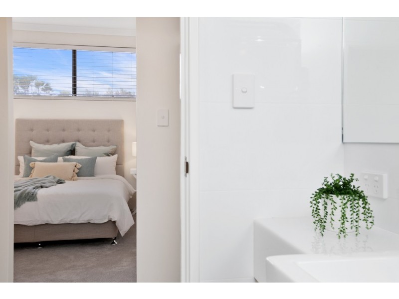 44 Lullworth Terrace, North Coogee WA 6163