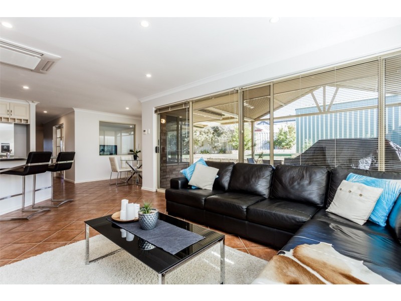 42 Fallow Crescent, Spearwood WA 6163