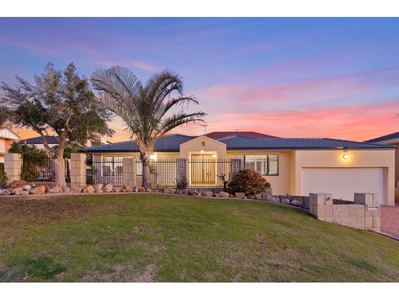 18 Careening Way, Coogee WA 6166