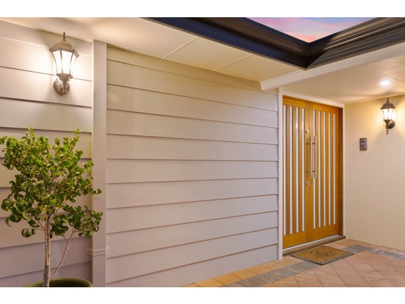 18 Careening Way, Coogee WA 6166