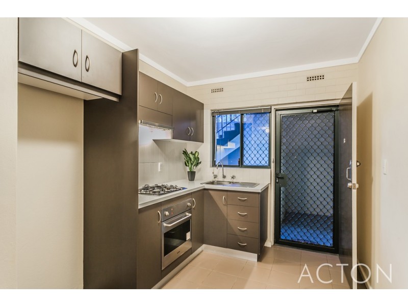 6/30 Lorraine Place, Hamilton Hill WA 6163