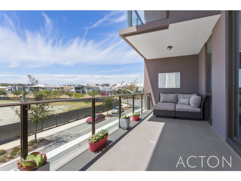 33/37 Orsino Boulevard, North Coogee WA 6163