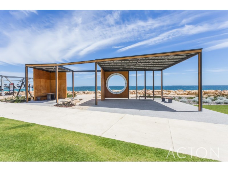 33/37 Orsino Boulevard, North Coogee WA 6163