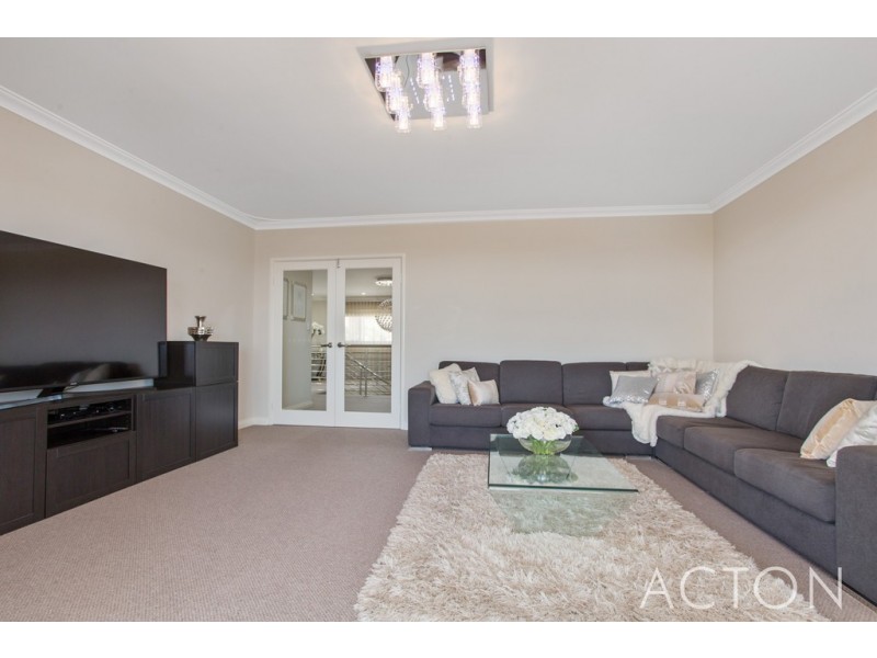 3 Careening Way, Coogee WA 6166