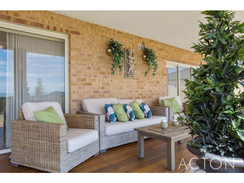 3 Careening Way, Coogee WA 6166