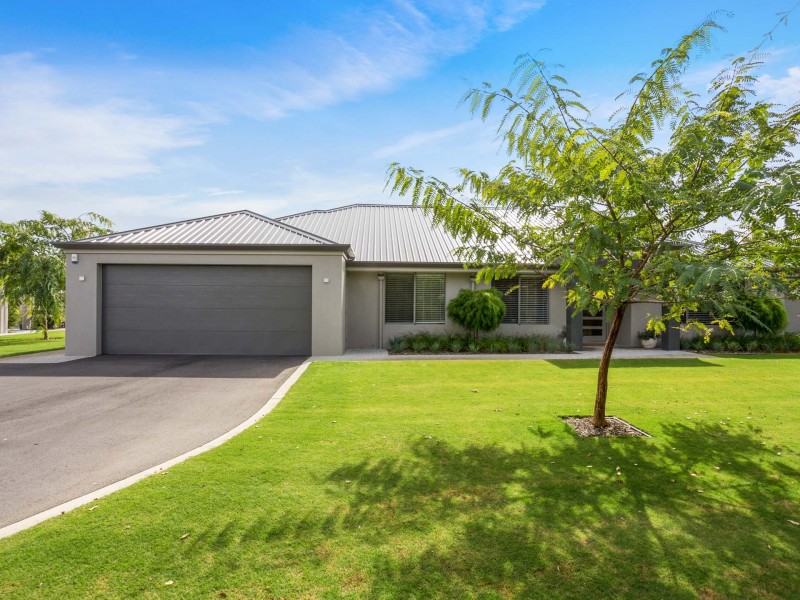 37 Frayne Place, Wandi WA 6167