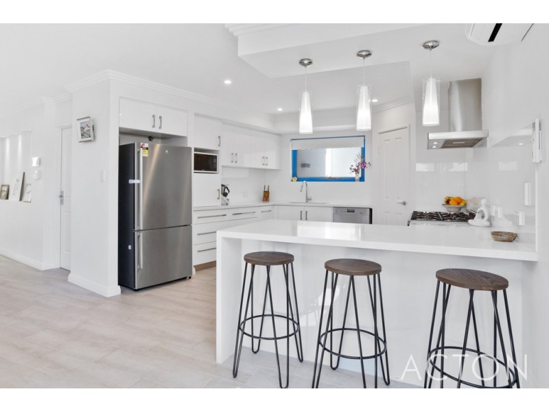 6/12 Boyd Crescent, Hamilton Hill WA 6163