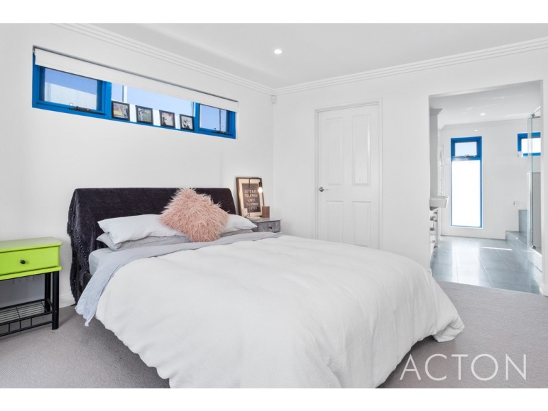 6/12 Boyd Crescent, Hamilton Hill WA 6163