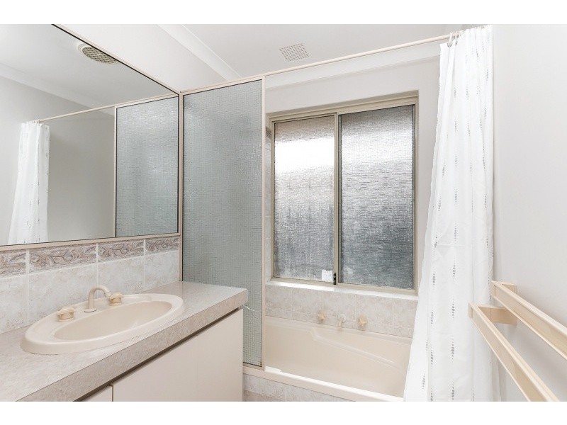 22 Thornbill Loop, Beeliar WA 6164