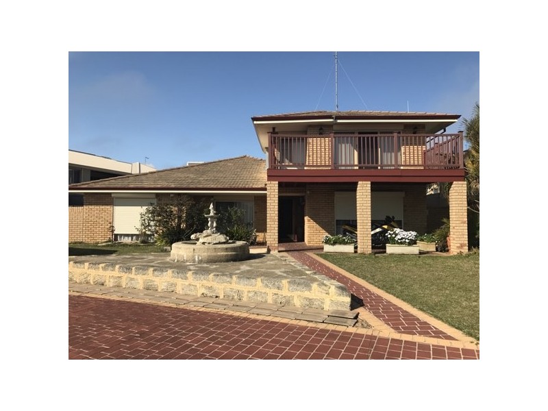 15 Vlaming Rise, Coogee WA 6166