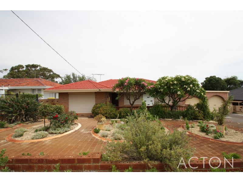 17 Vernon Place, Spearwood WA 6163