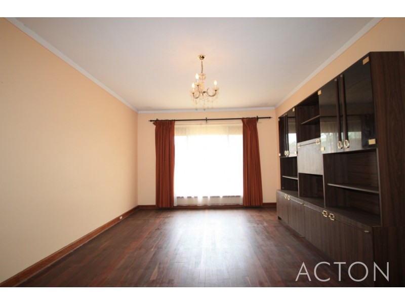 17 Vernon Place, Spearwood WA 6163