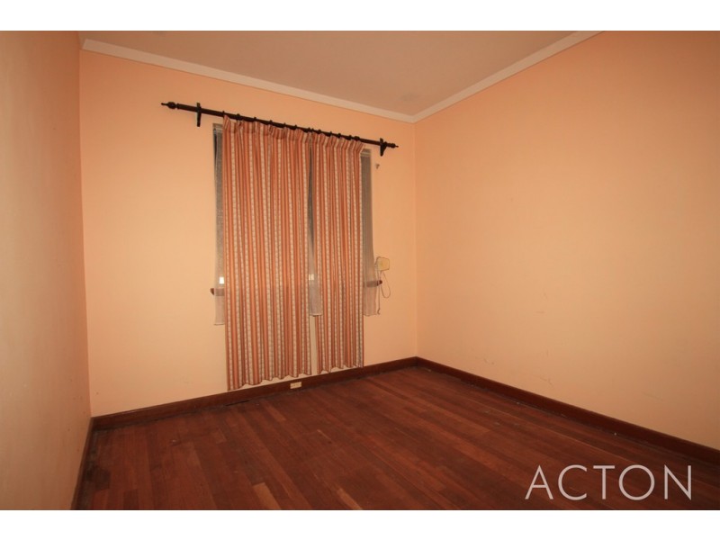 17 Vernon Place, Spearwood WA 6163