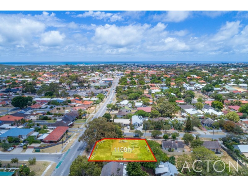 30 Winterfold Road, Hilton WA 6163