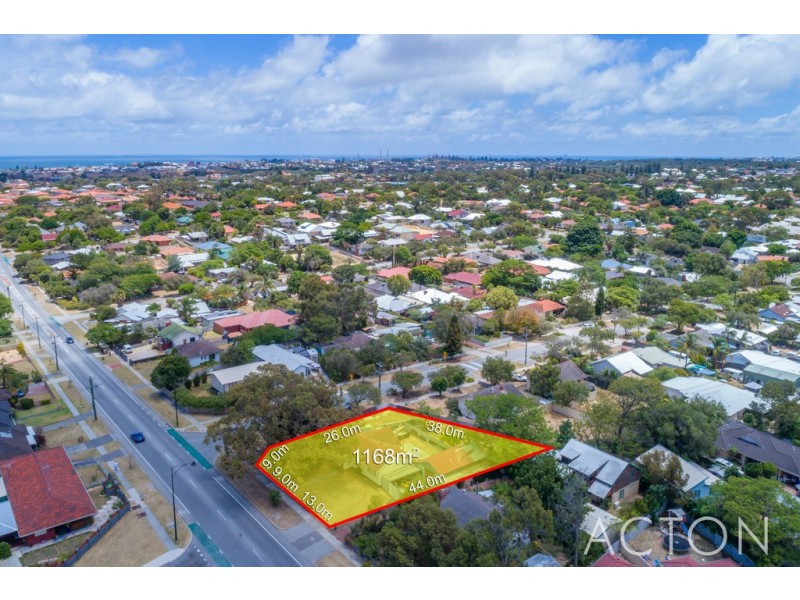 30 Winterfold Road, Hilton WA 6163