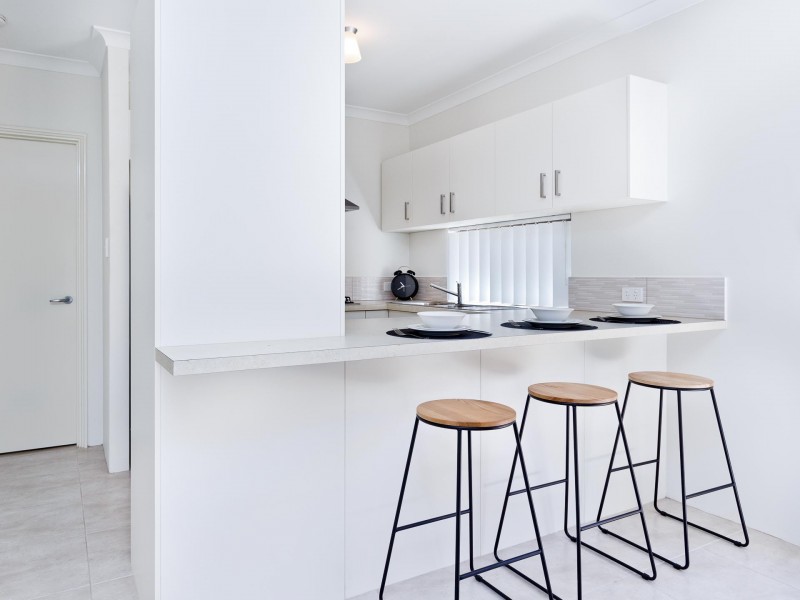 2/11 Scales Way, Spearwood WA 6163