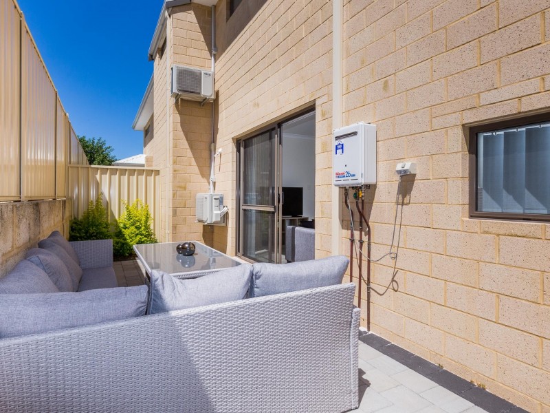 5/11 Scales Way, Spearwood WA 6163