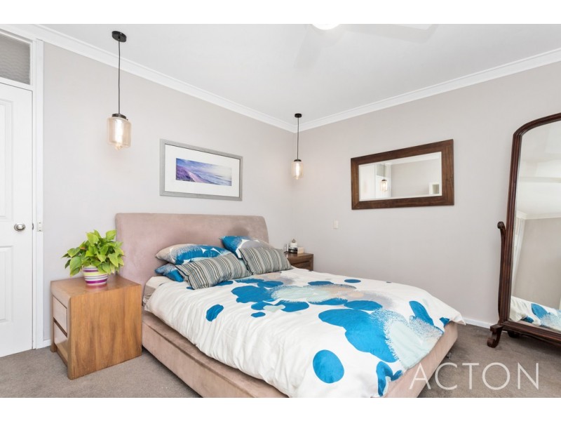 27 Beach Road, Coogee WA 6166