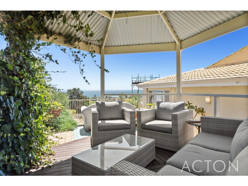 27 Beach Road, Coogee WA 6166