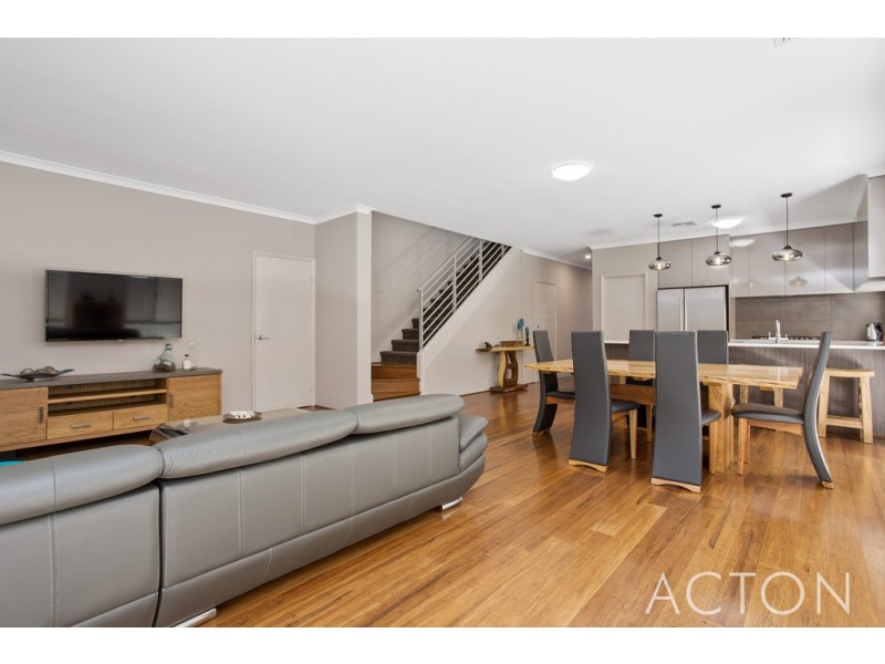 14 Karbuni Parade, Spearwood WA 6163