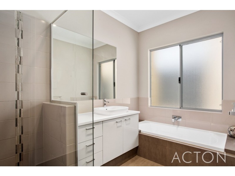 14 Karbuni Parade, Spearwood WA 6163