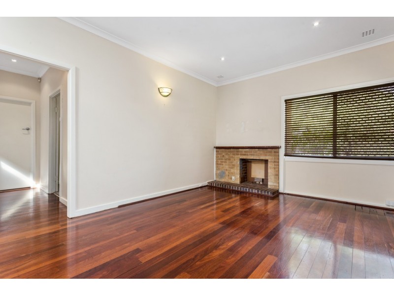 12 Treeby Street, Coolbellup WA 6163