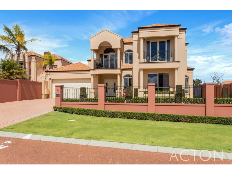 4 Charlotte View, Coogee WA 6166