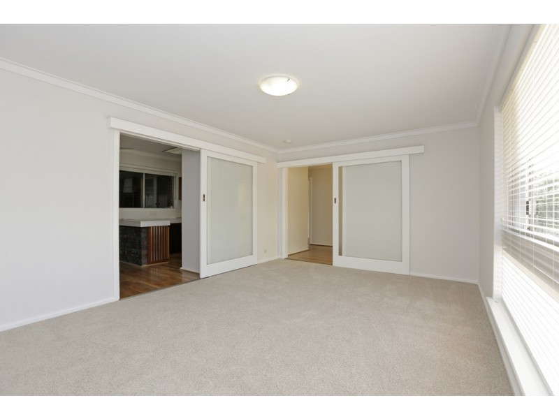 11 Hotspur Road, Spearwood WA 6163