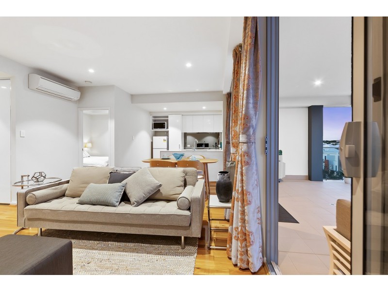 19/13 O’Connor Close, North Coogee WA 6163