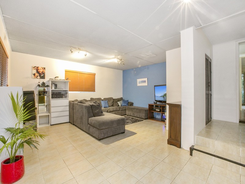 14 Belarius Street, Coolbellup WA 6163