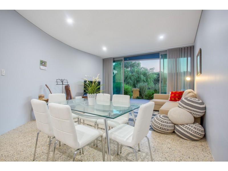 35 Perlinte View, North Coogee WA 6163
