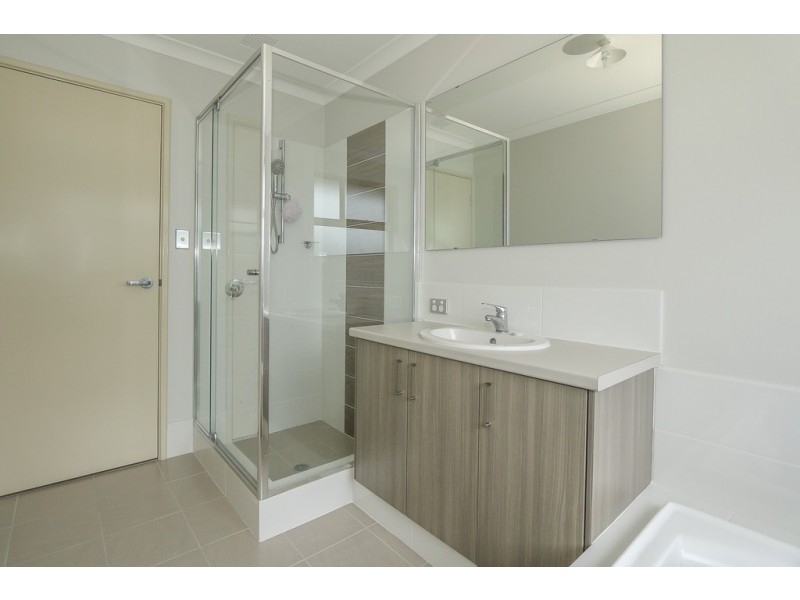 5 Ritter Approach, Piara Waters WA 6112