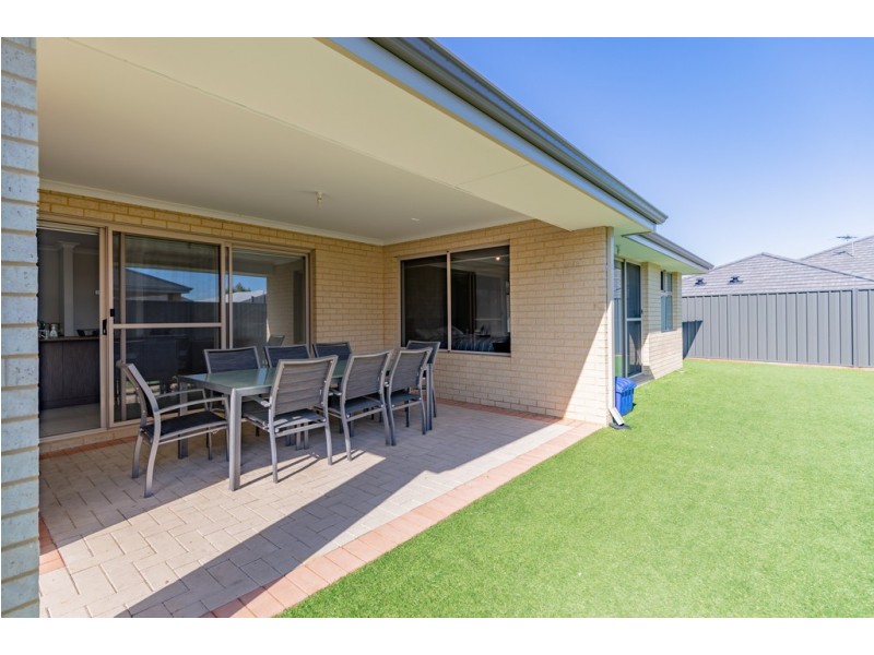 5 Ritter Approach, Piara Waters WA 6112
