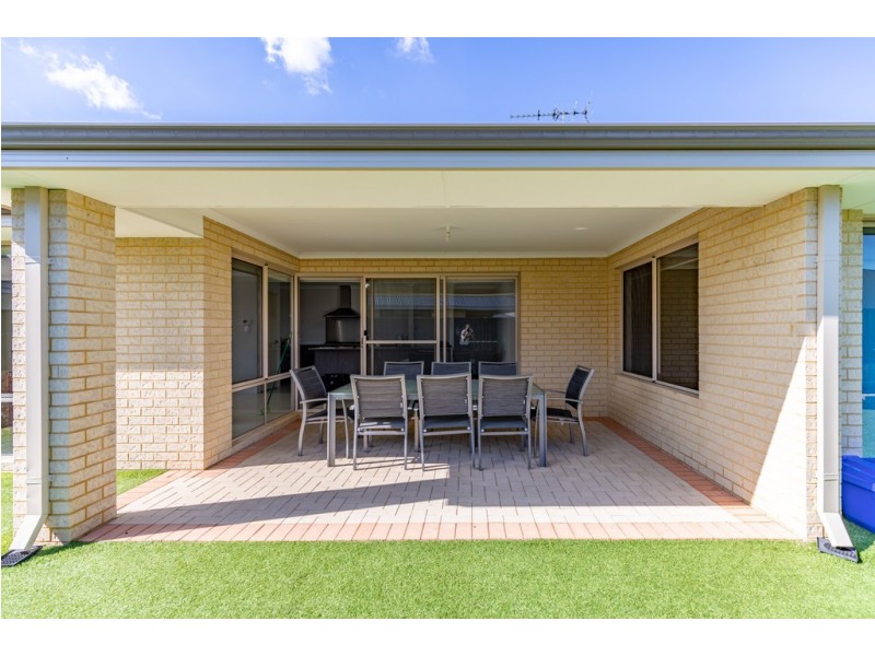 5 Ritter Approach, Piara Waters WA 6112