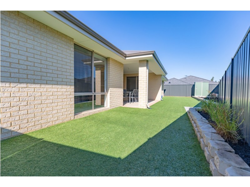5 Ritter Approach, Piara Waters WA 6112