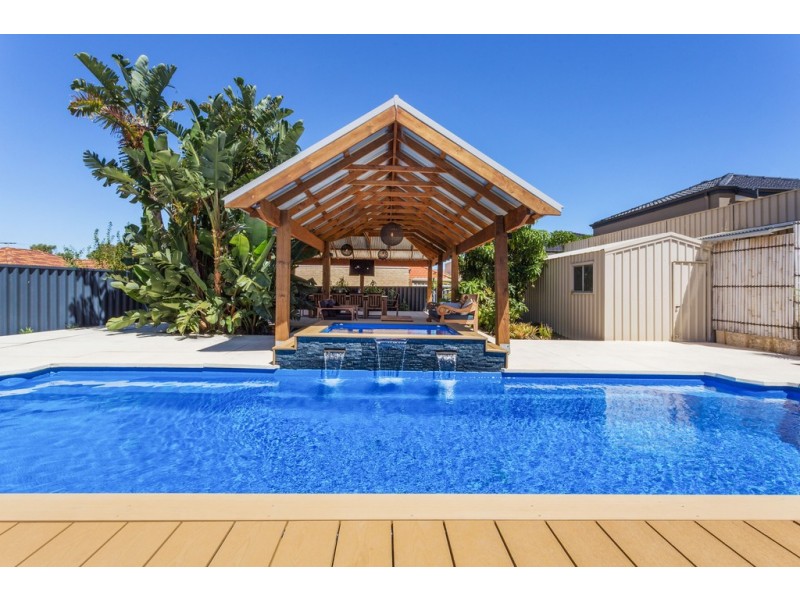 3 Bilcich Gardens, Spearwood WA 6163